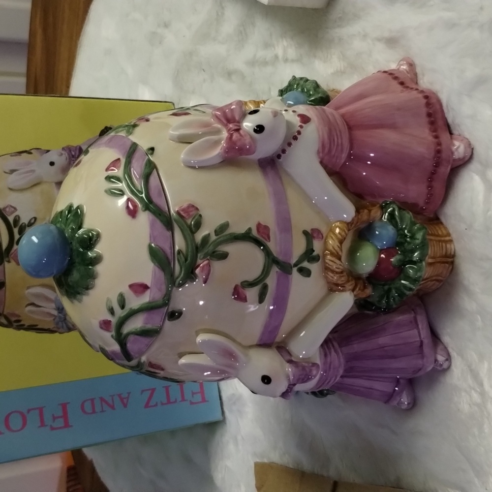Fitz and Floyd candy jar